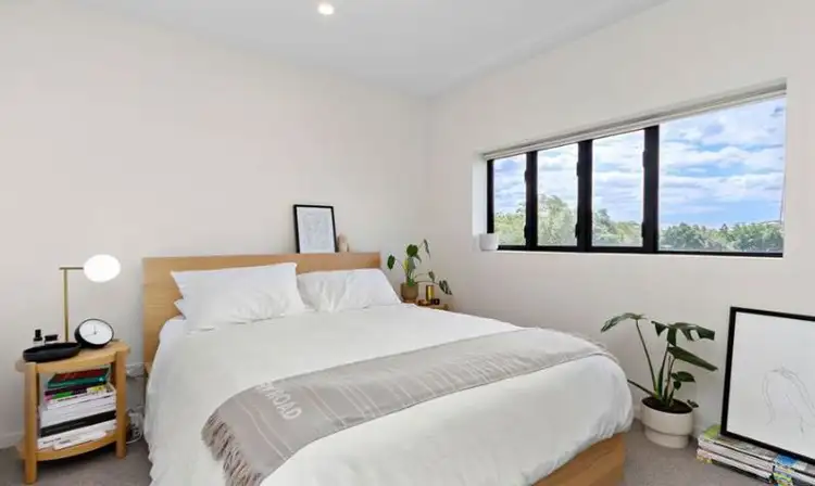 Sixth view of Homely apartment listing, Unit/6 Lawson Street, Hawthorne QLD 4171