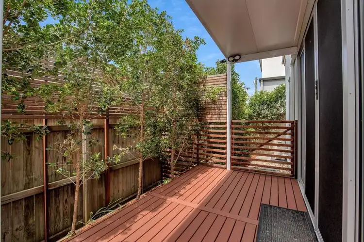 Fifth view of Homely townhouse listing, 2/37 Parker Street, Labrador QLD 4215