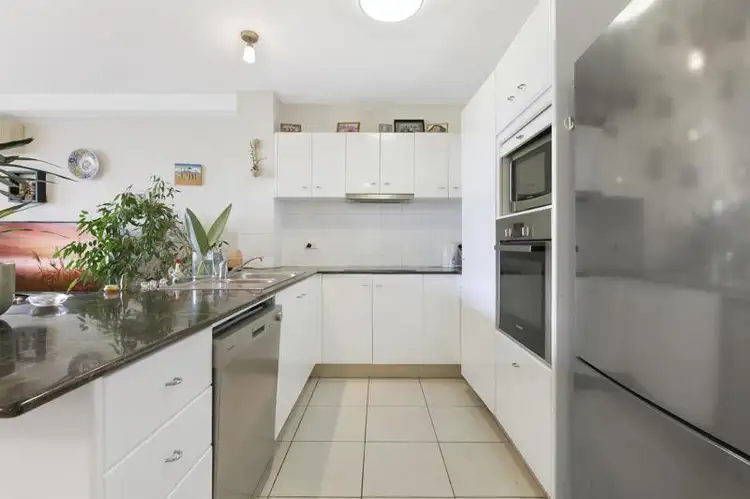 Sixth view of Homely apartment listing, 8/32 Cronin Avenue, Main Beach QLD 4217