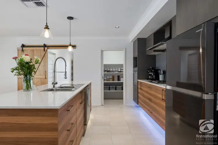 Main view of Homely house listing, 7 Fyfe Court, West Wodonga VIC 3690