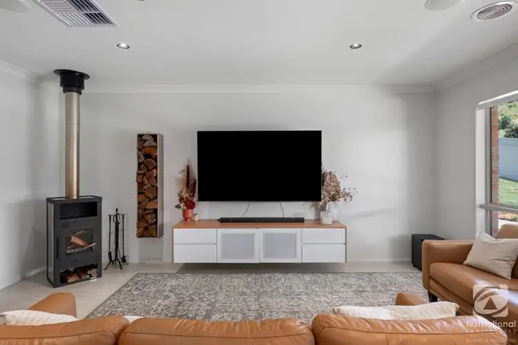 Fifth view of Homely house listing, 7 Fyfe Court, West Wodonga VIC 3690