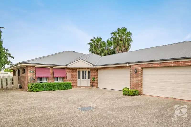 Main view of Homely unit listing, 2/33 William Street, Wodonga VIC 3690