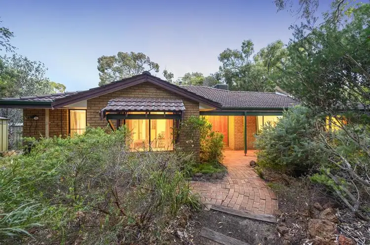 169 Peet Road, Roleystone WA 6111