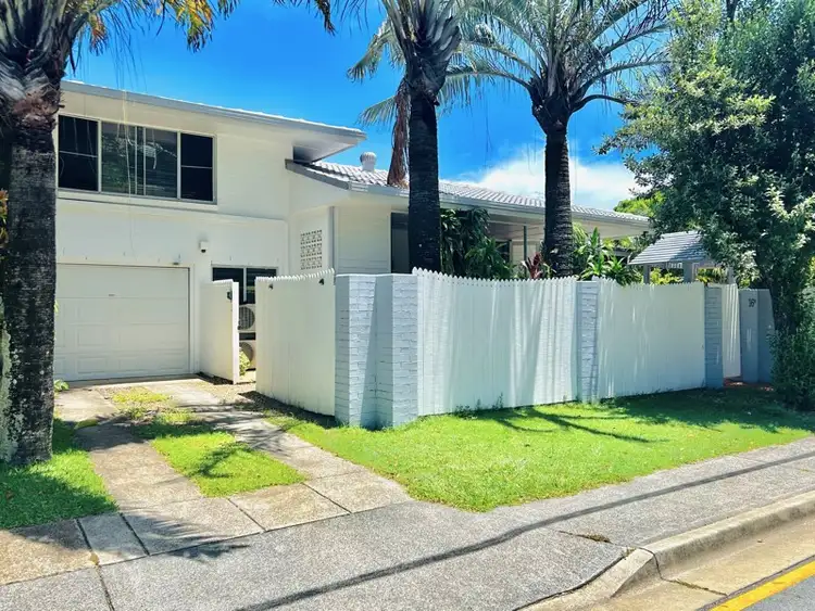 2/18 Blondell Avenue, Surfers Paradise QLD 4217