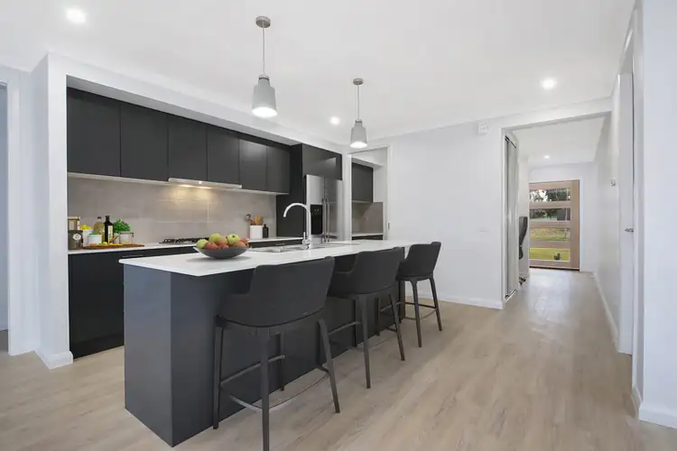 Third view of Homely house listing, 2 Kansas Court, Springdale Heights NSW 2641