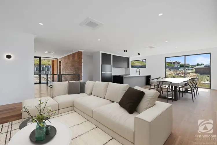 Second view of Homely house listing, 72 Clarendon Avenue, Wodonga VIC 3690