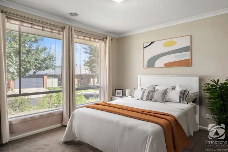 Fifth view of Homely house listing, 8 Parnaby Street, Wodonga VIC 3690