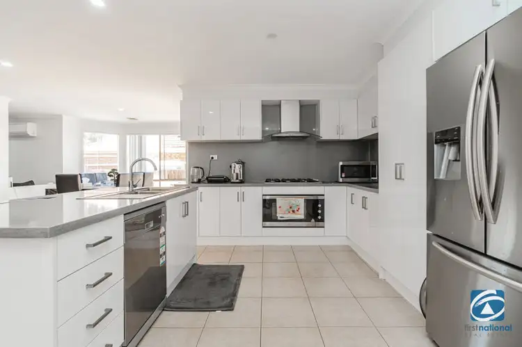 Fifth view of Homely house listing, 3 Emerson Court, Roxburgh Park VIC 3064