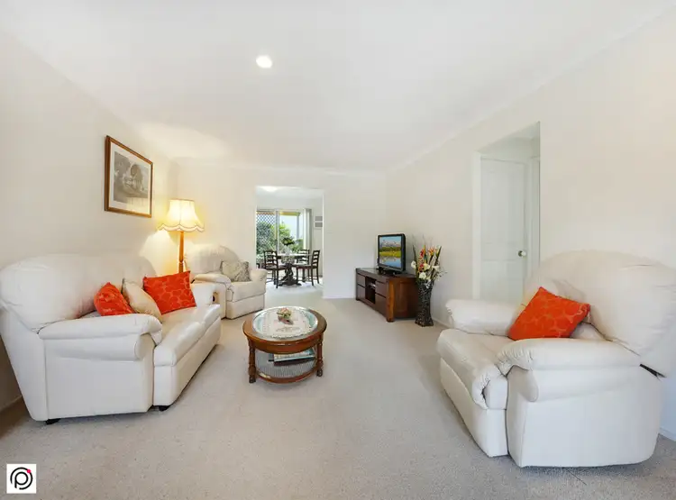 Third view of Homely villa listing, 2/18 Julianne Street, Dapto NSW 2530