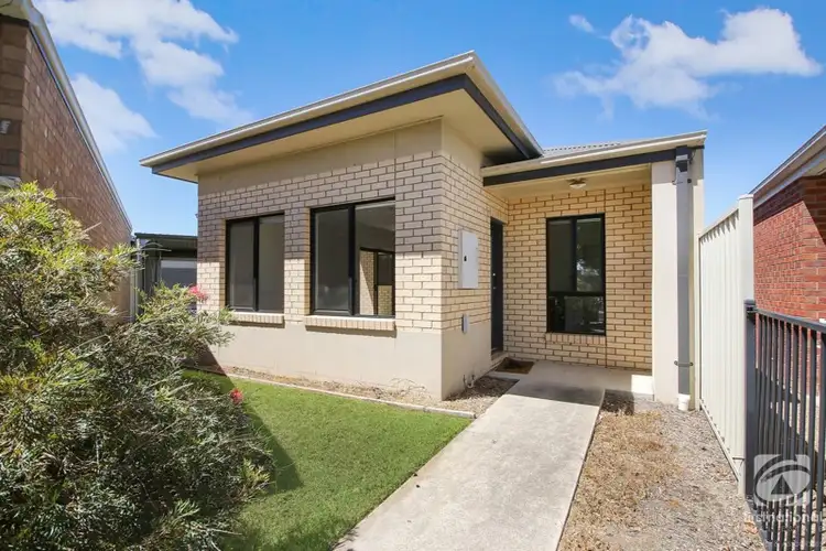 Main view of Homely townhouse listing, 9 Gascoyne Lane, West Wodonga VIC 3690