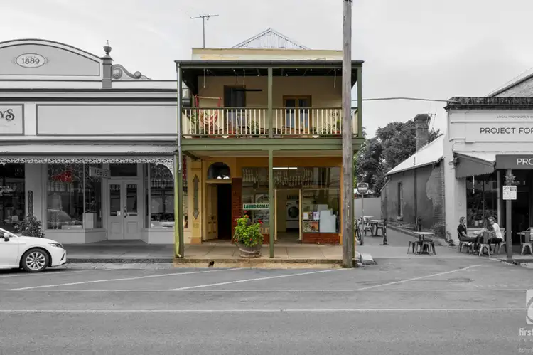 55 Ford Street, Beechworth VIC 3747
