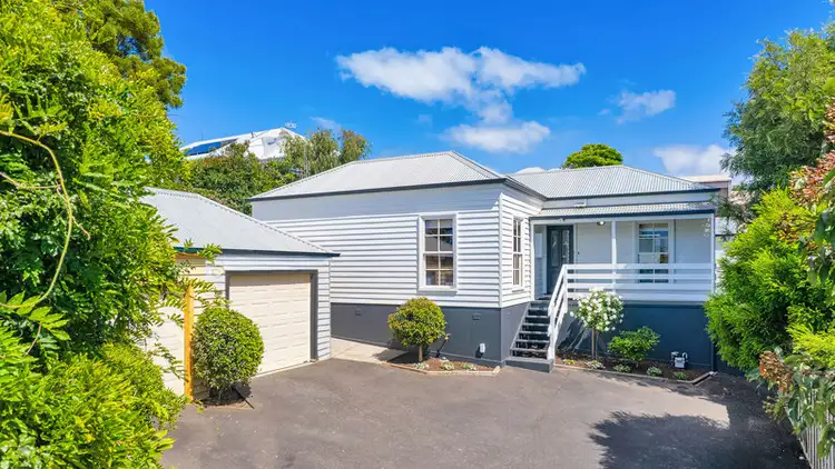 Main view of Homely house listing, 2/25 Murray Street, Warrnambool VIC 3280