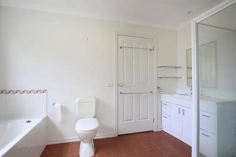 Sixth view of Homely house listing, 5 Maycarn Court, Warrnambool VIC 3280