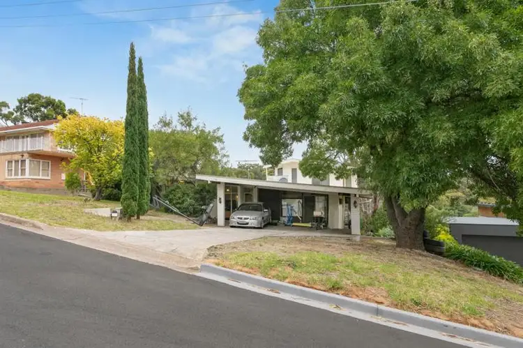 19 Glenwood Drive, Bellevue Heights SA 5050