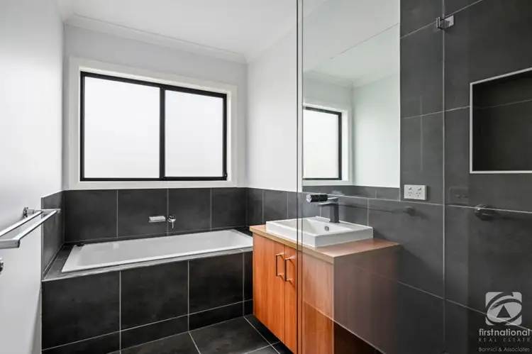 Fifth view of Homely house listing, 8 Anglesey Street, Wodonga VIC 3690