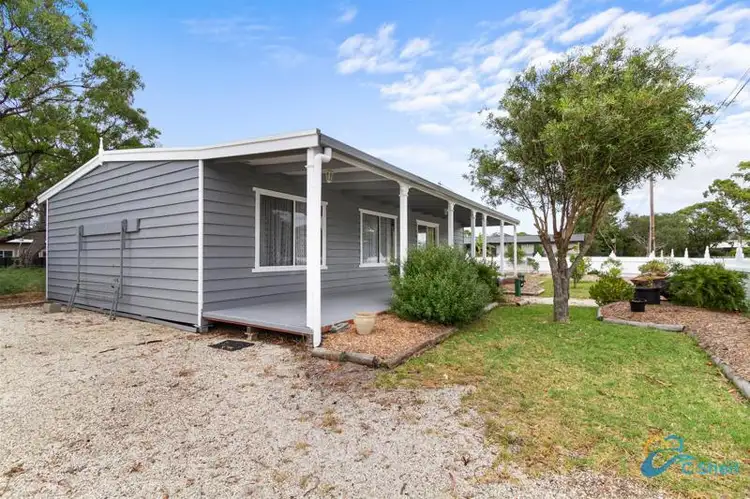 8 Thrush Street, Loch Sport VIC 3851