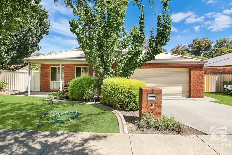 Main view of Homely house listing, 5 Cormorant Avenue, Bandiana VIC 3691