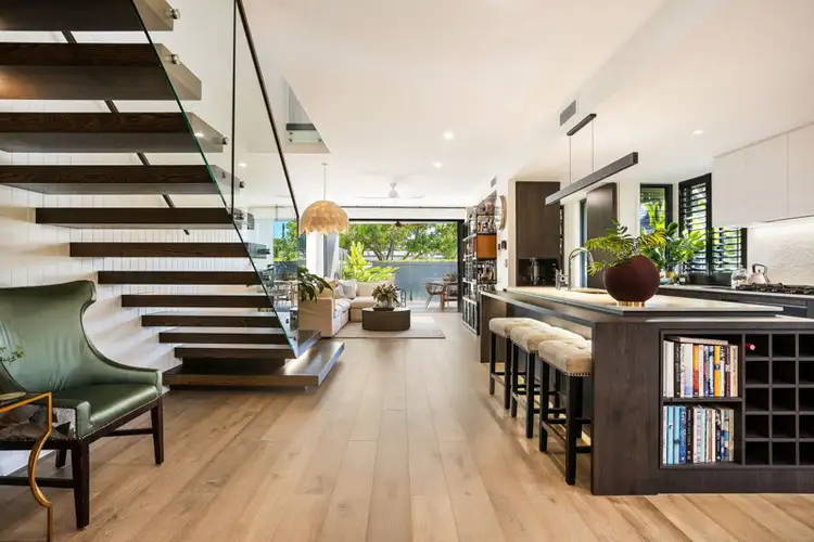 Second view of Homely house listing, 1/40 St Andrews Avenue, Isle of Capri QLD 4217
