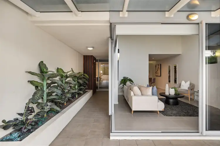 Sixth view of Homely house listing, 5/15 Walsh Street, Milton QLD 4064