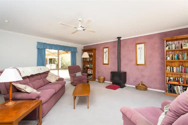 Second view of Homely house listing, 2 Sheridan Crescent, Red Cliffs VIC 3496