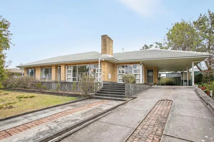 11 Shaftsbury Street, Eden Hills SA 5050