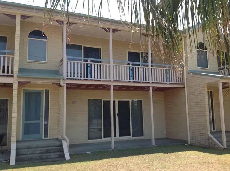 4/43 Owen Jenkins Drive, Sarina Beach QLD 4737