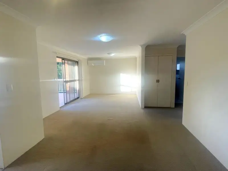 Main view of Homely unit listing, 5/24 Macaulay Street, Coorparoo QLD 4151