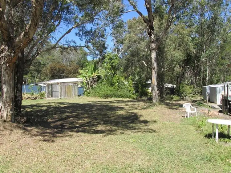 20 Panaroo Street, Macleay Island QLD 4184