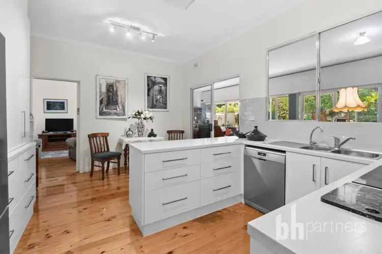 16 McMillan Street, Loxton SA 5333