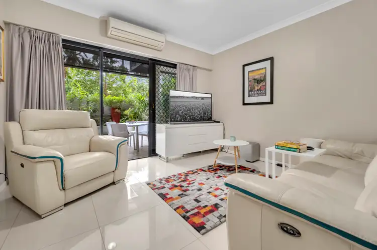 8/37 Playfield Street, Chermside QLD 4032