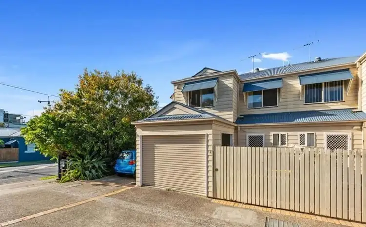 2/195 Cornwall Street, Greenslopes QLD 4120