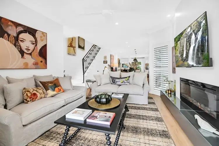 2/22 Birt Avenue, Surfers Paradise QLD 4217