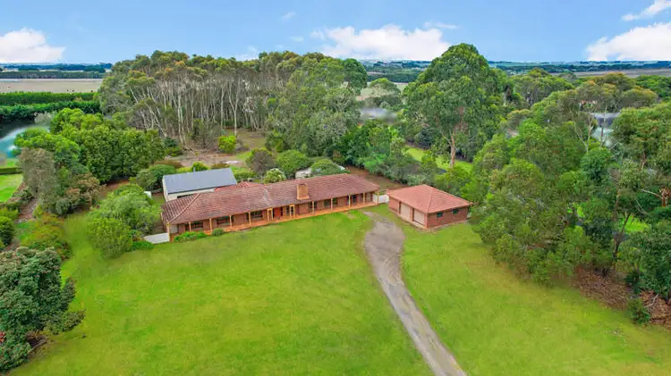 Main view of Homely house listing, 70 Rodger Place, Bushfield VIC 3281