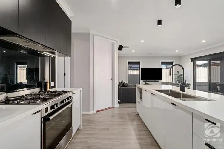 Main view of Homely house listing, 7 Saxby Court, West Wodonga VIC 3690