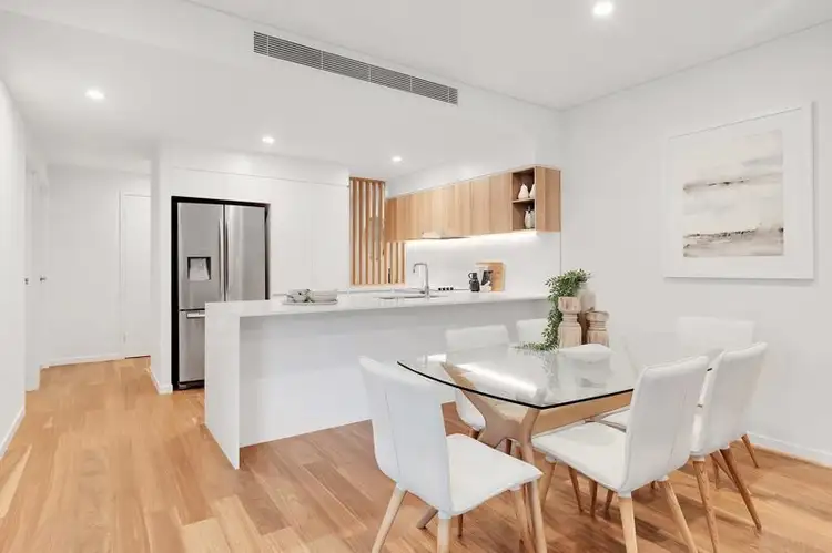 Main view of Homely house listing, 5/9 Flora Street, Stones Corner QLD 4120