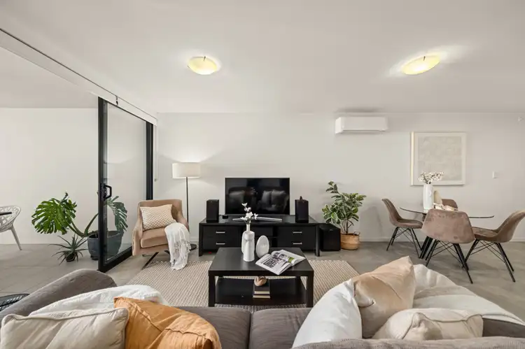 Main view of Homely house listing, 4/20 Hertford Street, Upper Mount Gravatt QLD 4122