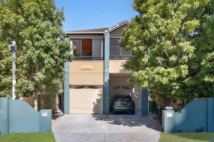 2/32 Genoa Street, Surfers Paradise QLD 4217