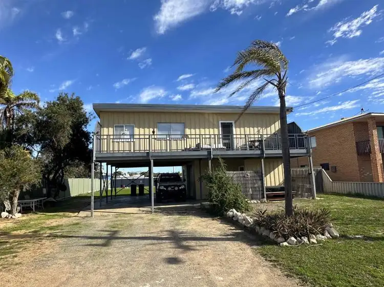 47 Nairn Street, Leeman WA 6514