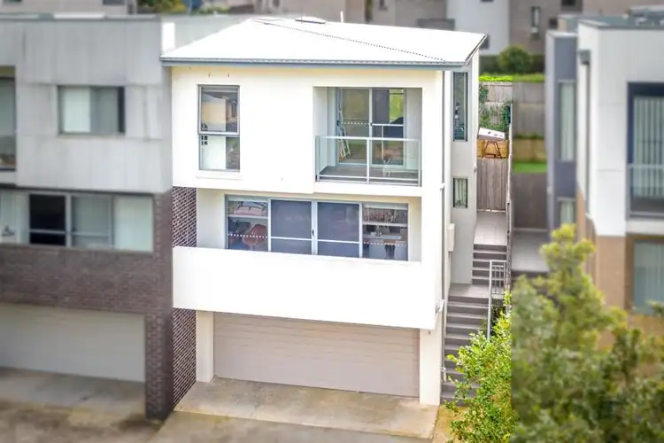 8/23 Watkins Road, Baulkham Hills NSW 2153