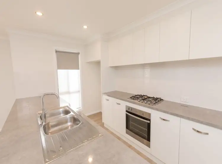 Third view of Homely unit listing, 5 Stockdale Court, Mildura VIC 3500