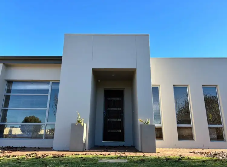 561 Walnut Avenue, Mildura VIC 3500