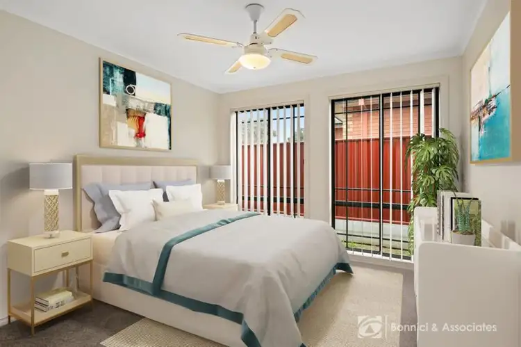 Fifth view of Homely unit listing, 2/152 De Kerilleau Drive, Wodonga VIC 3690