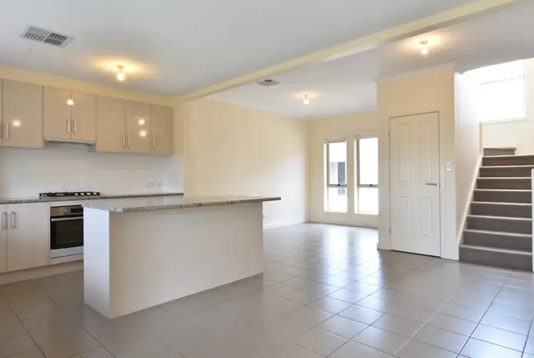 2/2 Geraldton Street