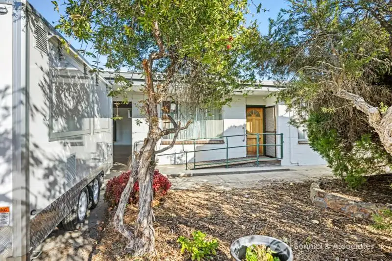 Main view of Homely unit listing, 3/1 McKibbin Court, Wodonga VIC 3690