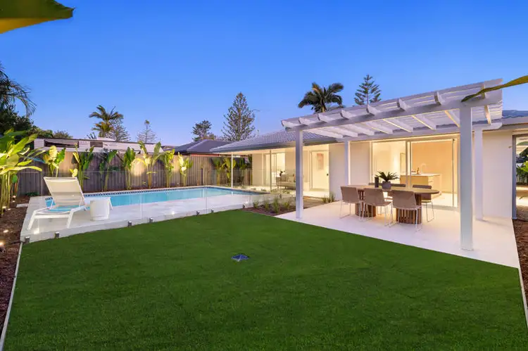 39 Coogeen Street, Sorrento QLD 4217