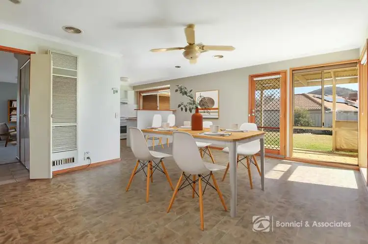 Fifth view of Homely house listing, 8 Elmslie Circuit, West Wodonga VIC 3690