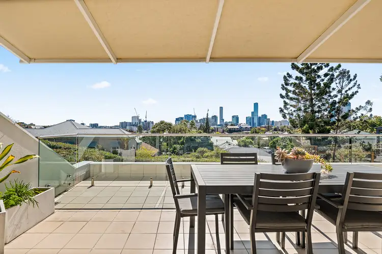 Fifth view of Homely house listing, 3/86 Dornoch Terrace, Highgate Hill QLD 4101