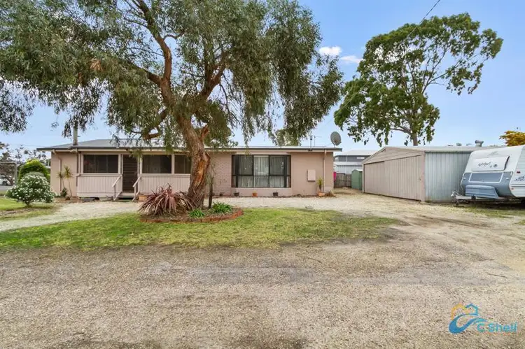 26 Cliff Street, Loch Sport VIC 3851