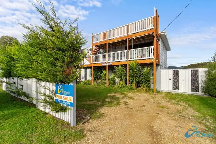 20 Wattle Grove, Loch Sport VIC 3851