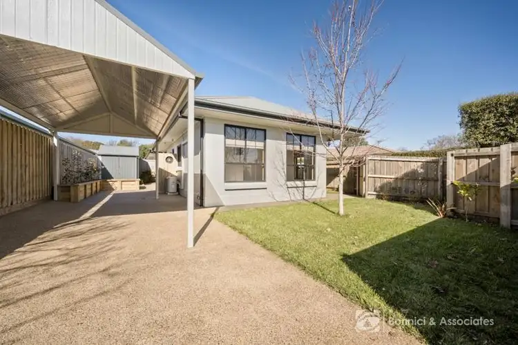 Main view of Homely unit listing, 1/19 John Street, Beechworth VIC 3747